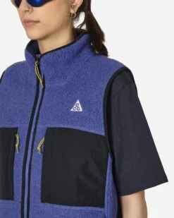 Nike ACG "Arctic Wolf" Vest Persian Violet -Capo Perfetto Negozio Nike Clothing Vests MAcgArcticWolfVestMulticolor FN2448 510 20240325134727 C 05