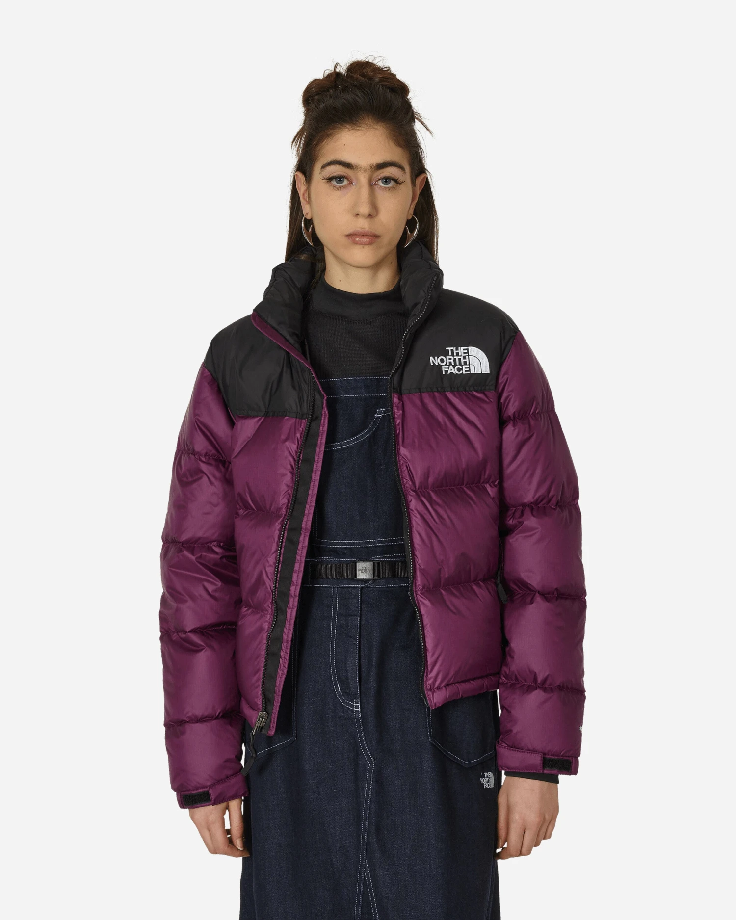 The North Face 1996 Retro Nuptse Jacket Black / Currant Purple 3 The North Face 1996 Retro Nuptse Jacket Black / Currant Purple